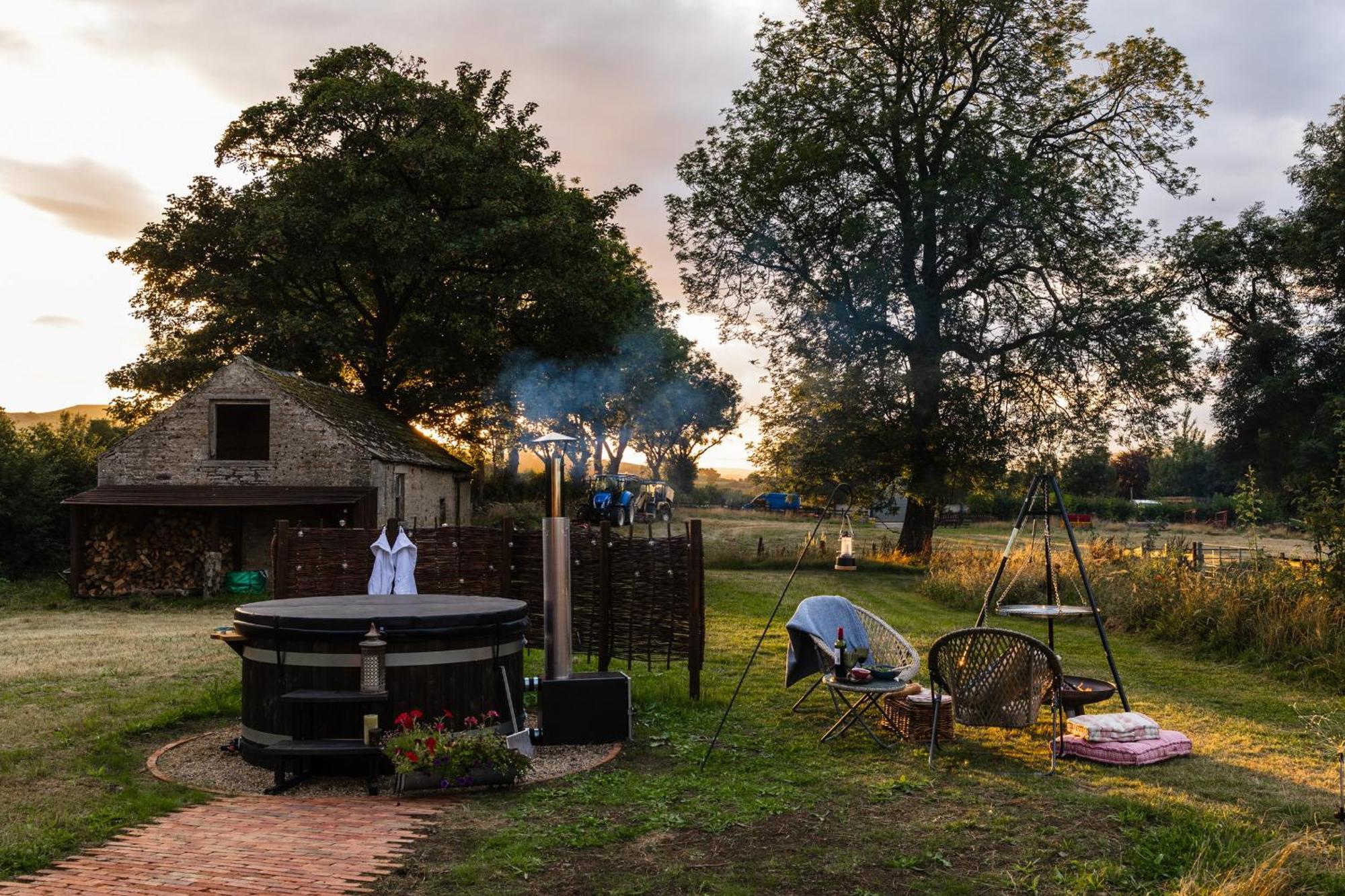 Toadland Shepherd Huts Durham Kültér fotó